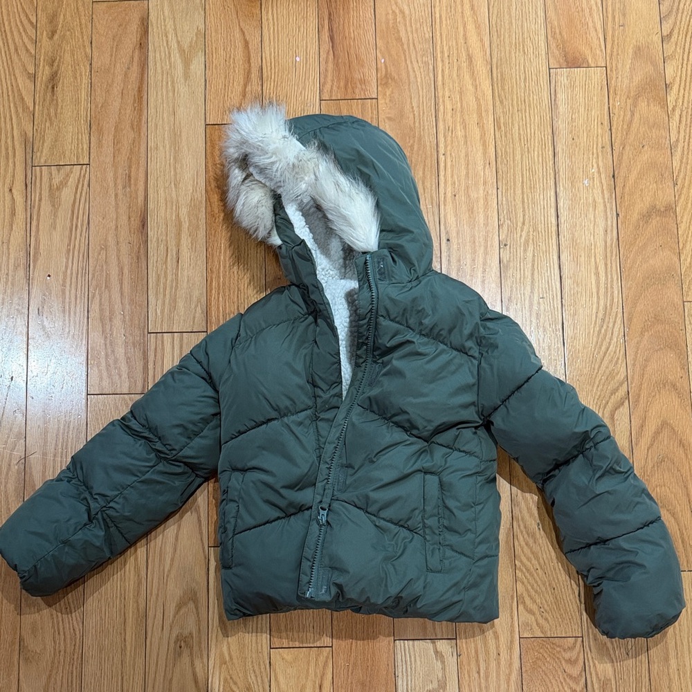 Place White Sherpa Jacket